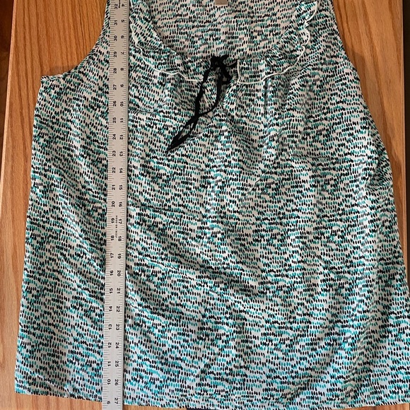 LOFT Sleeveless Black White Teal Pattern Top - Picture 6 of 9